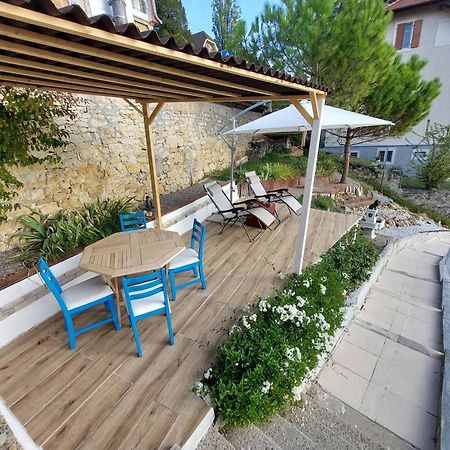 La Crique De L'Evole Apartment เนอชาแต็ล ภายนอก รูปภาพ