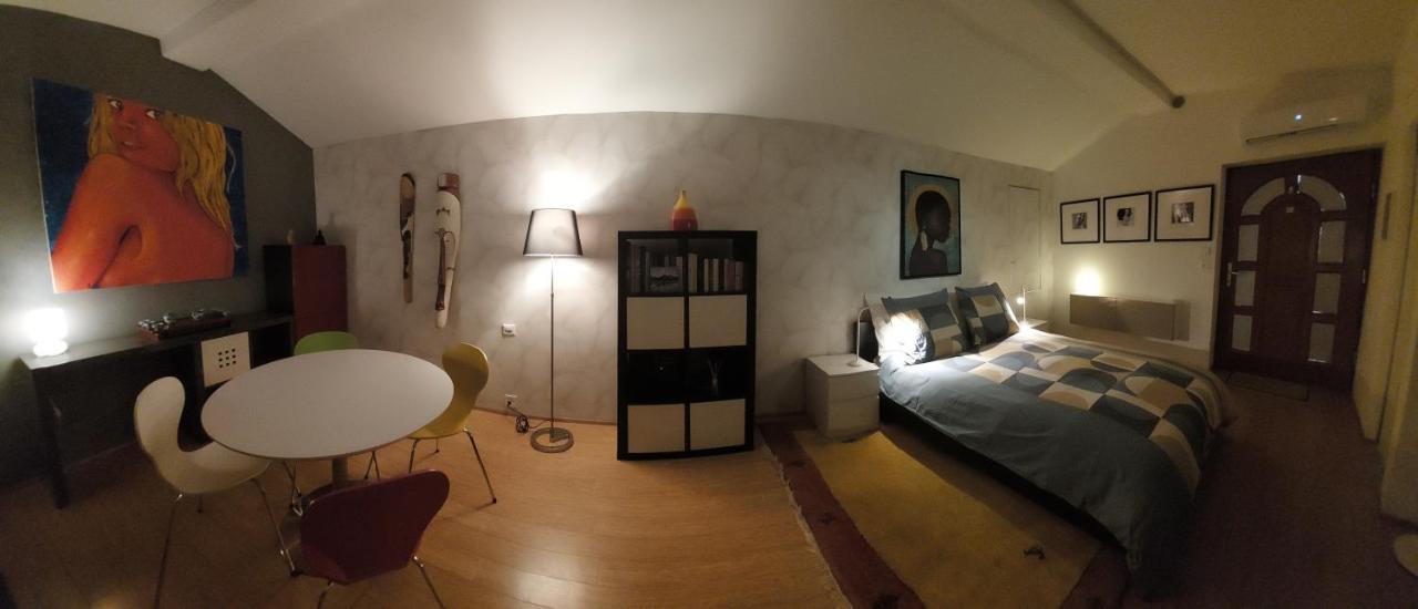 La Crique De L'Evole Apartment เนอชาแต็ล ภายนอก รูปภาพ